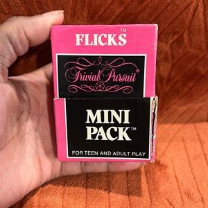 Trivial pursuit mini pack ( Flicks movies of the 80’s )